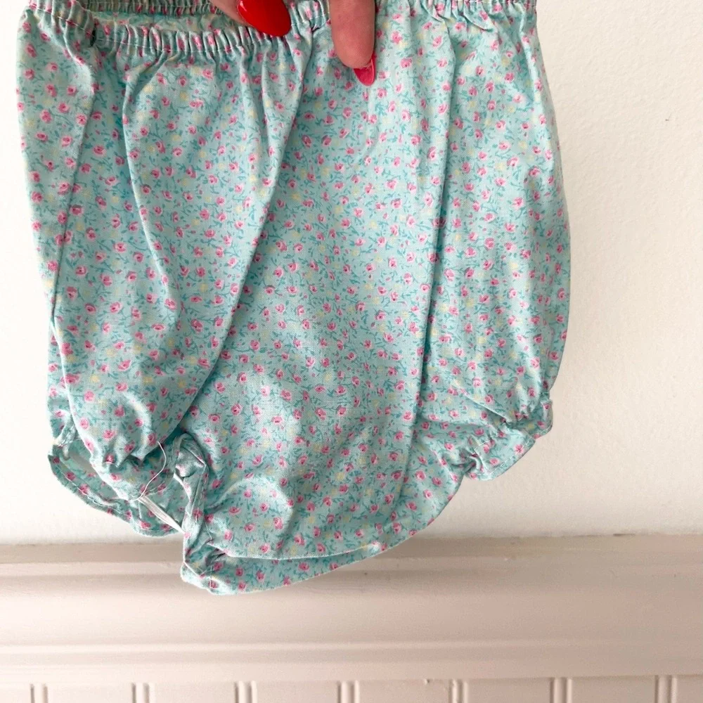 Vintage 1980s 18 Months Floral Lace Ruffles Dress with Bloomers - Picture 10 of 10